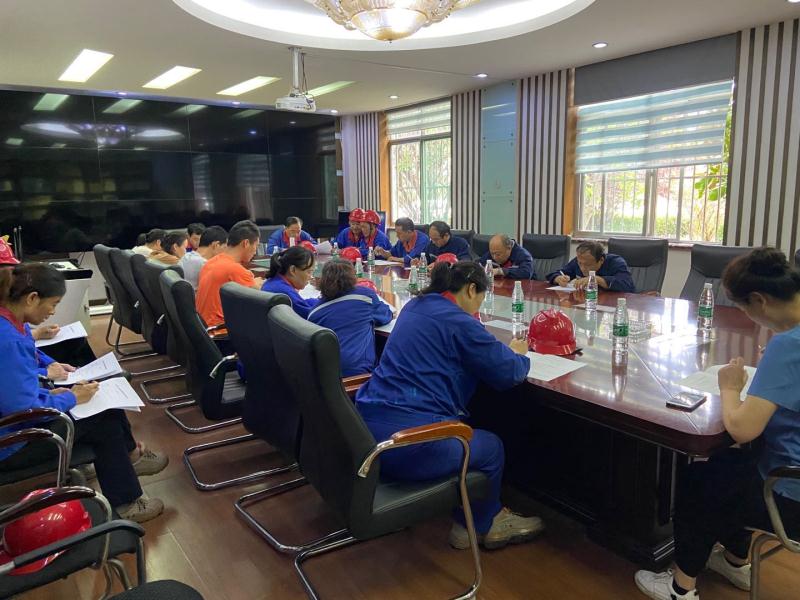 省总工会联合调研组来3377体育(中国官网)集团科技有限公司集团调研