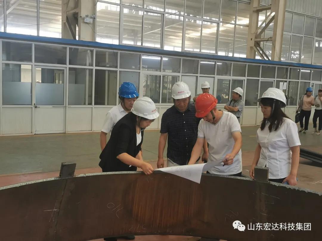 市总工会副主席于虹到3377体育(中国官网)集团科技有限公司集团调研